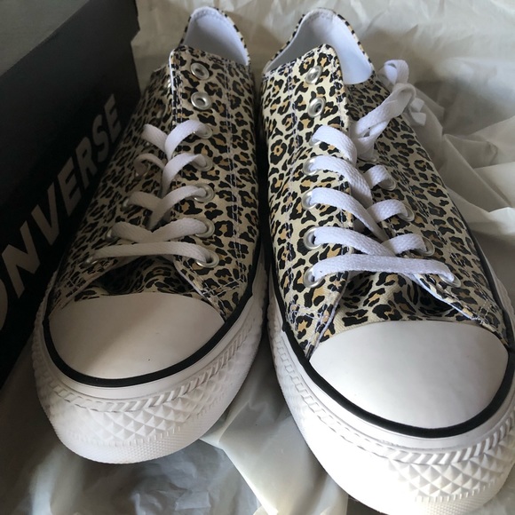 Chuck Taylor All Star Low Top cheetah M 12 W 14 - Picture 7 of 12